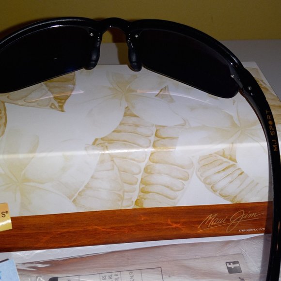 HO'OKIPA READER Polarized Rimless Sunglasses NIB Pet/Smoke Free House - Picture 6 of 16